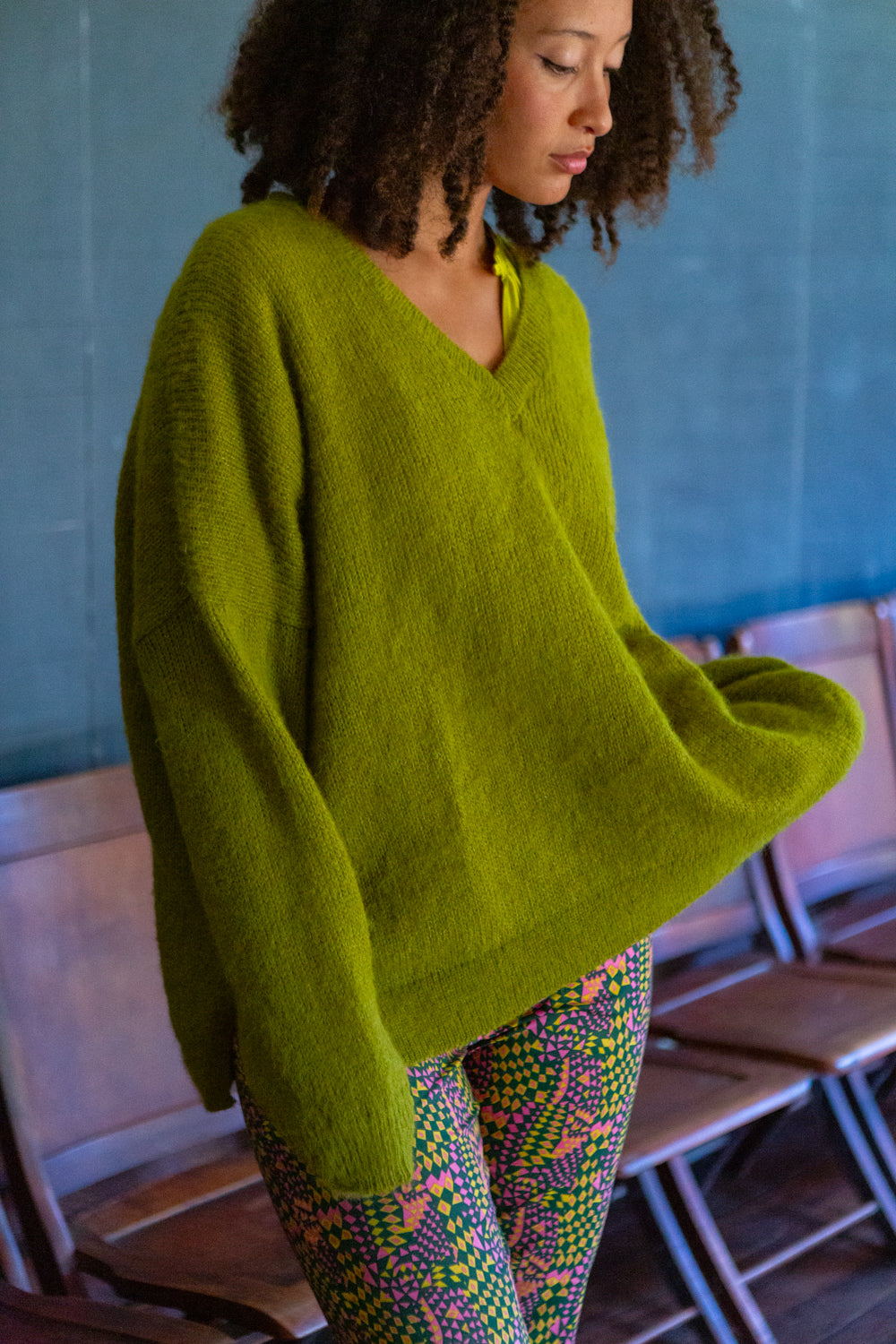 Anna Alpaca V Neck In Moss