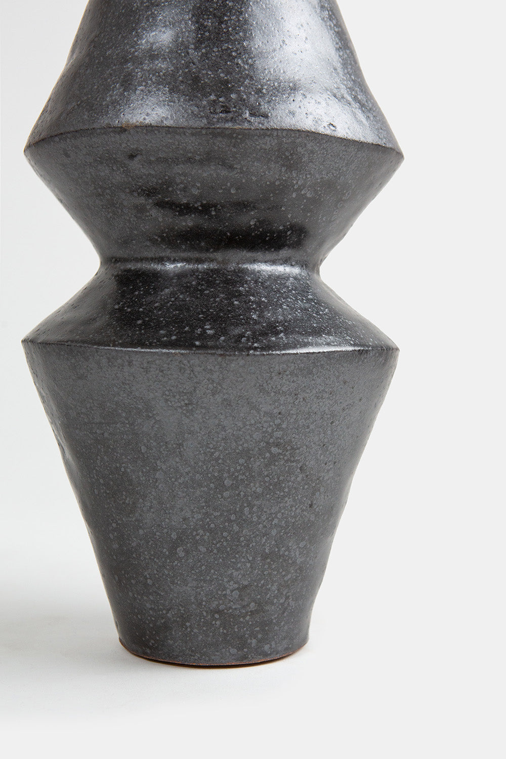 Ariel Clute Organic Vessel No. 16