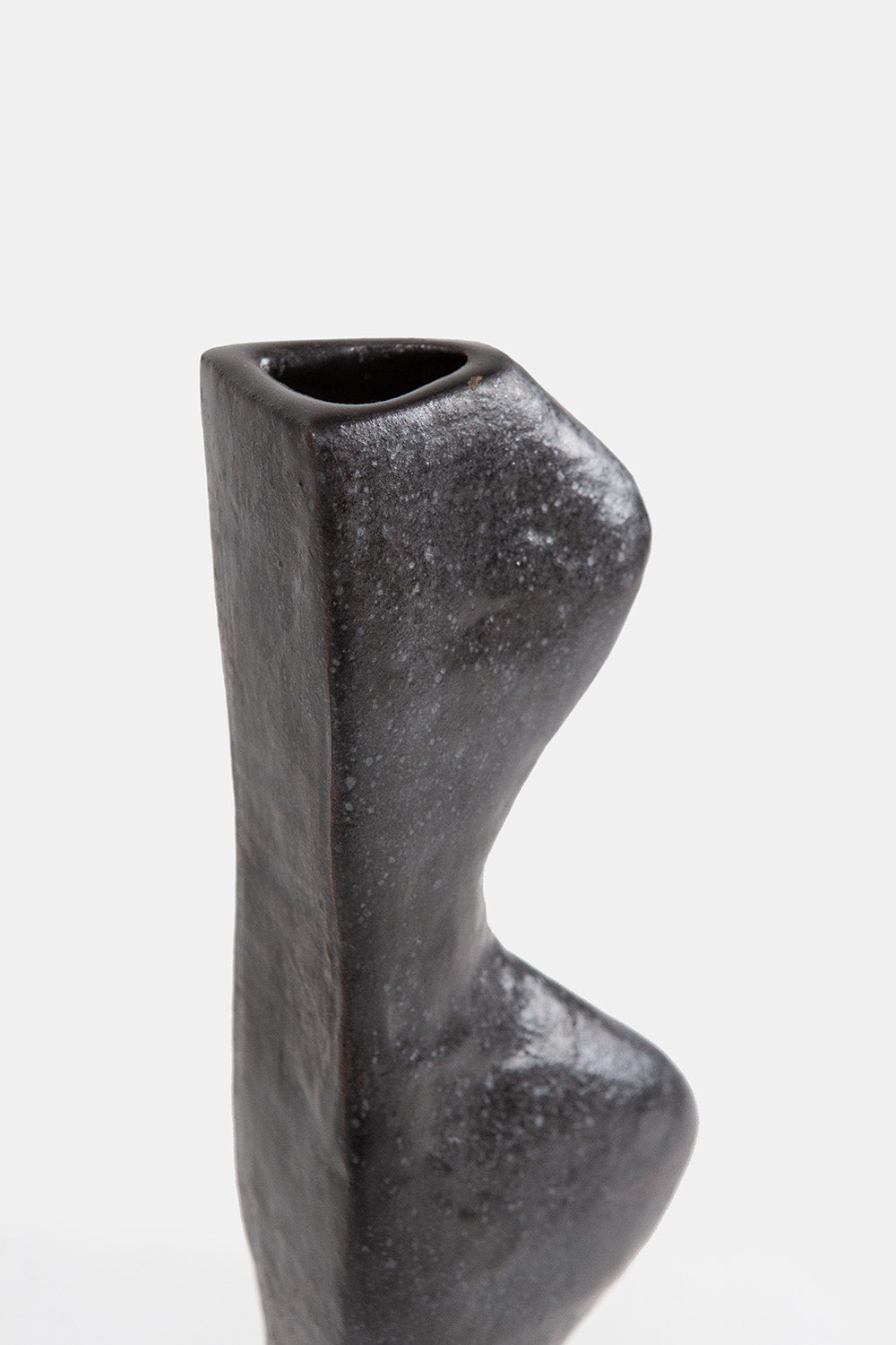 Ariel Clute Organic Vessel No. 18