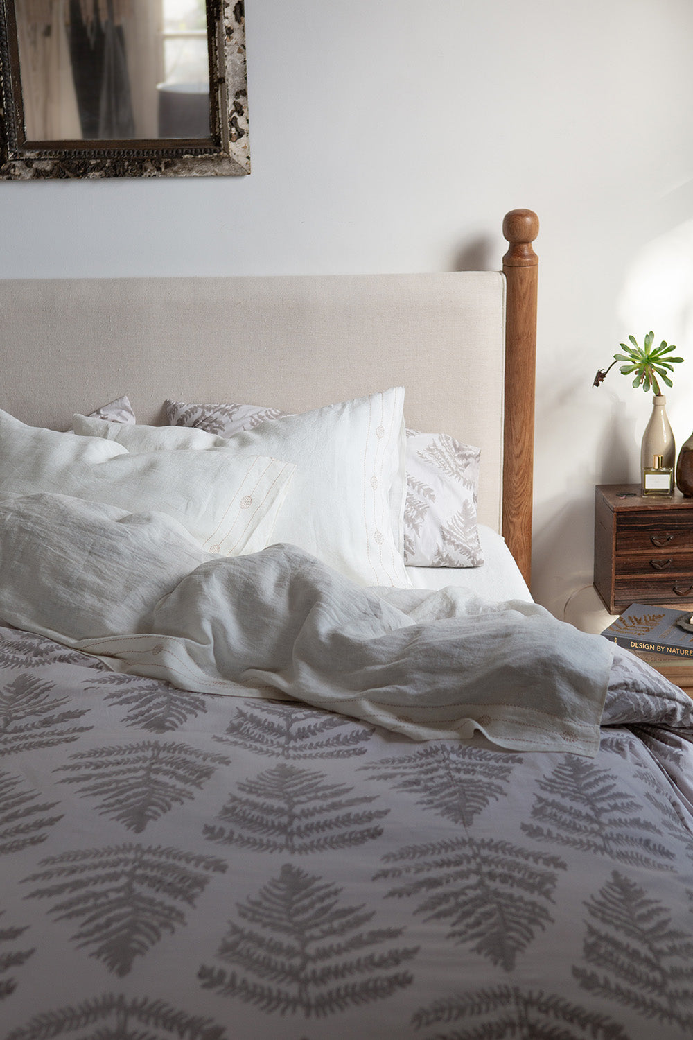 Totem Washed Linen Sheet Set