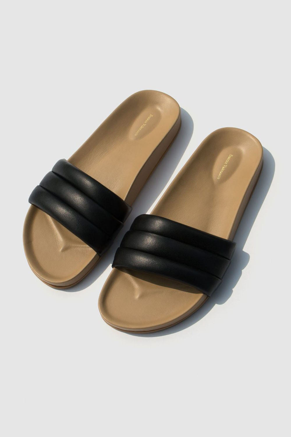 Beatrice Valenzuela Classic Sandalia in Black