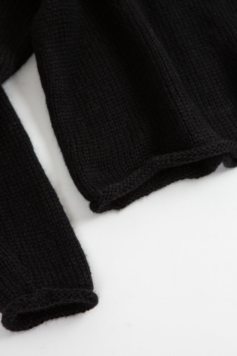 Matilda Alpaca Wool Turtleneck in Black