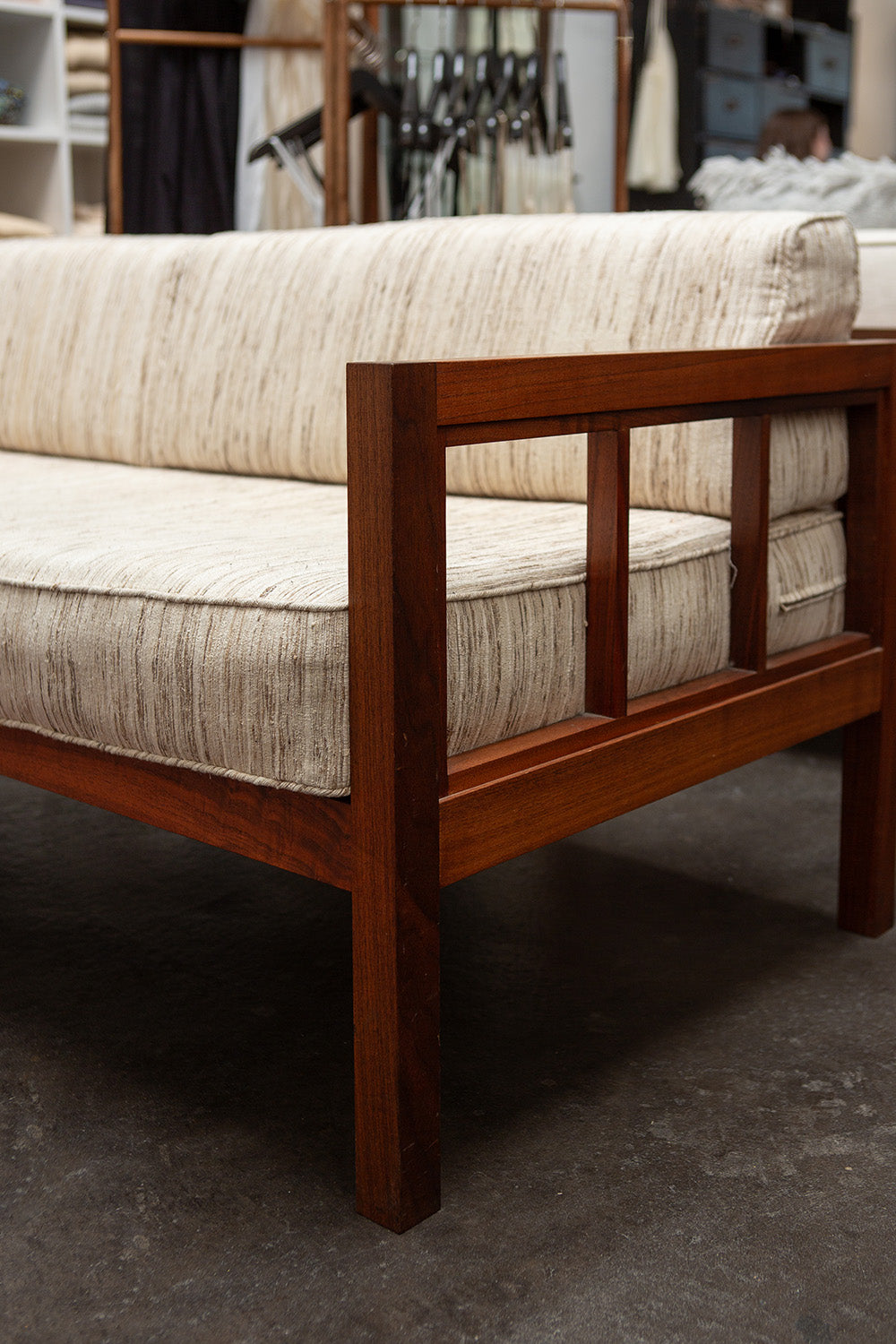 Ciervo Sofa
