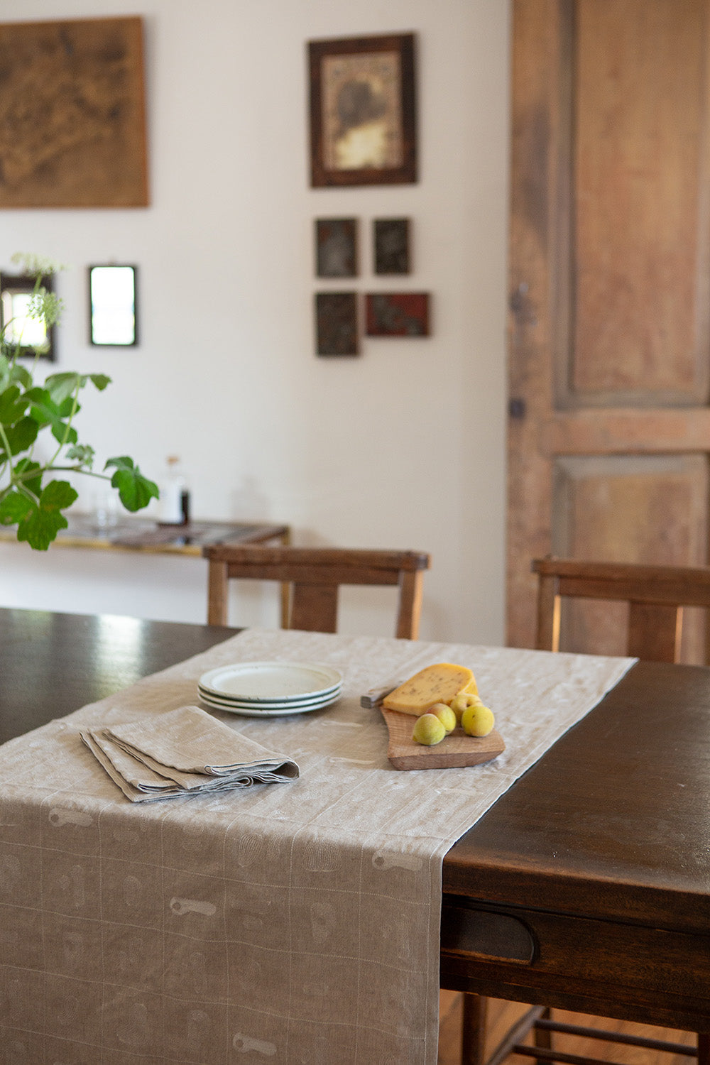 Linen Table Runner In Natural Line Embroidery