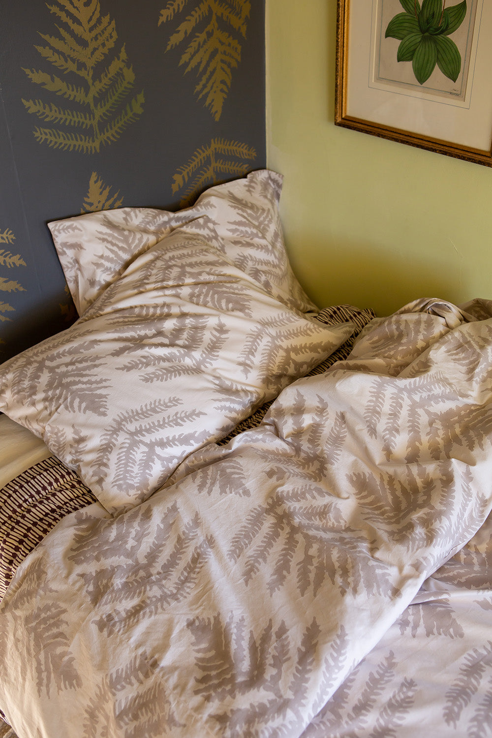 Fern Duvet Cover in Dove