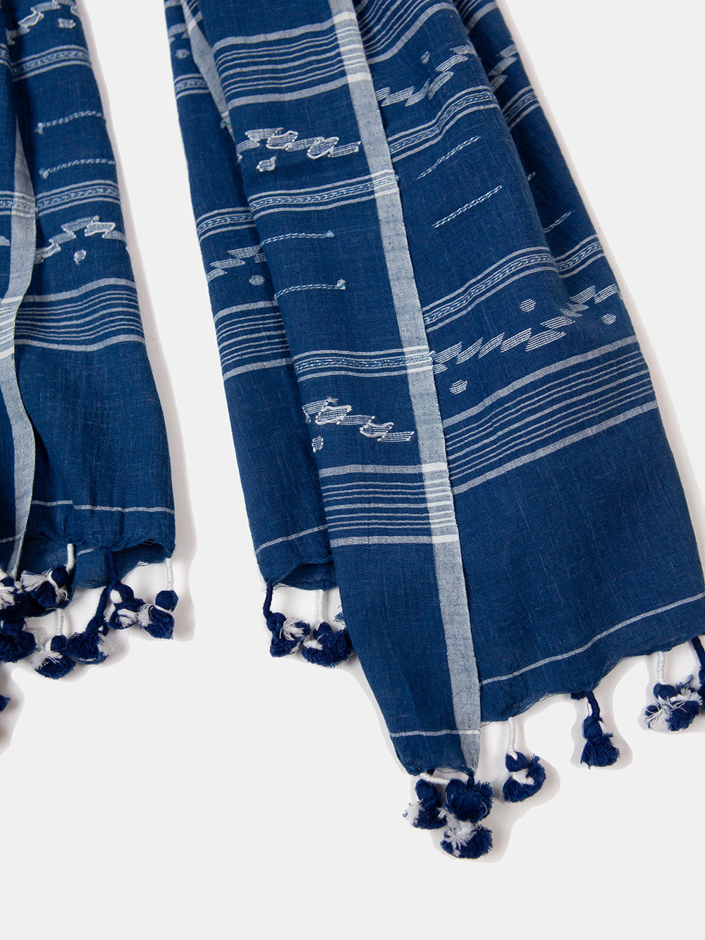 Jamdani Khadi Shawl In Indigo