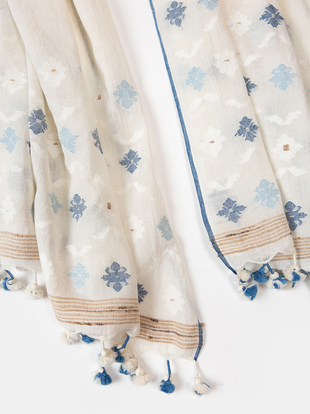 Jamdani Khadi Shawl In Chambray Flower