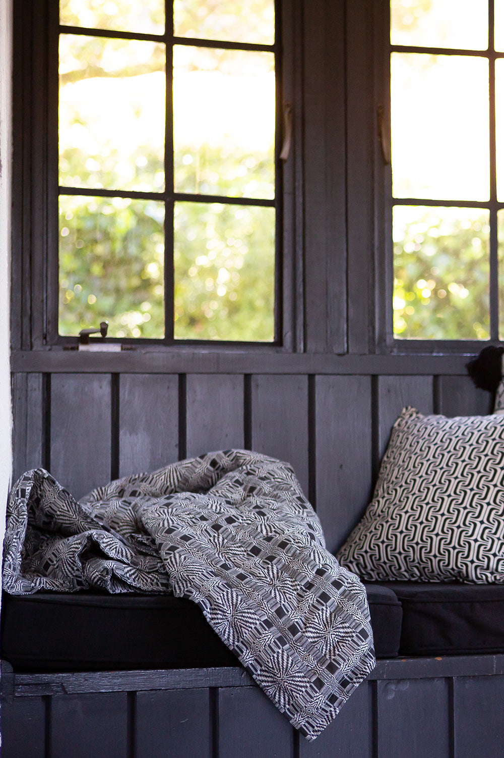 Cotton Hand-stitched Travel Quilt In Natural And Black Edgar Allan Poe
