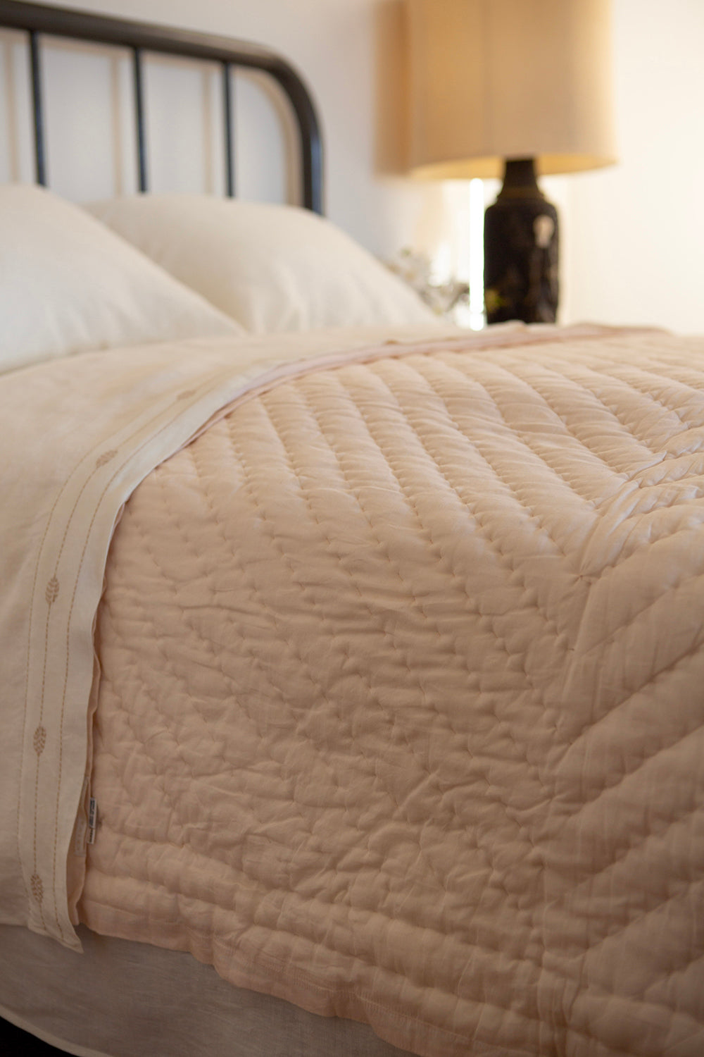 Hand-Stitched Cotton Quilt In Blush