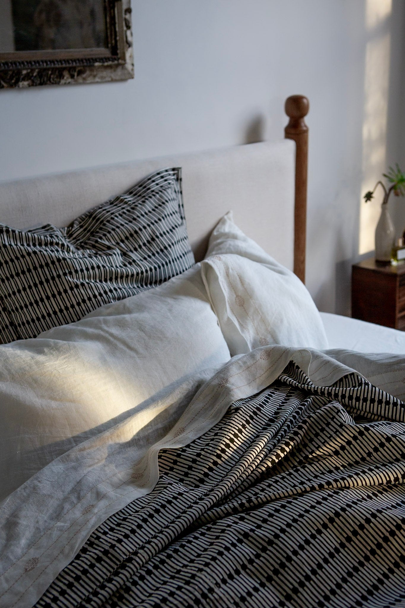 Duvet Cover In Natural And Black Jacobsen