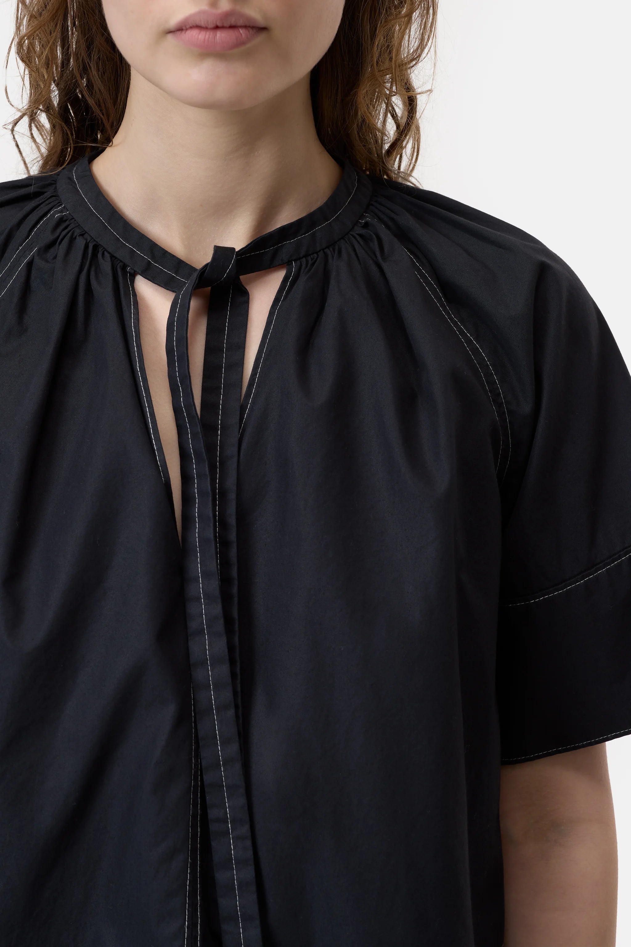 Closed Cropped Top In Black
