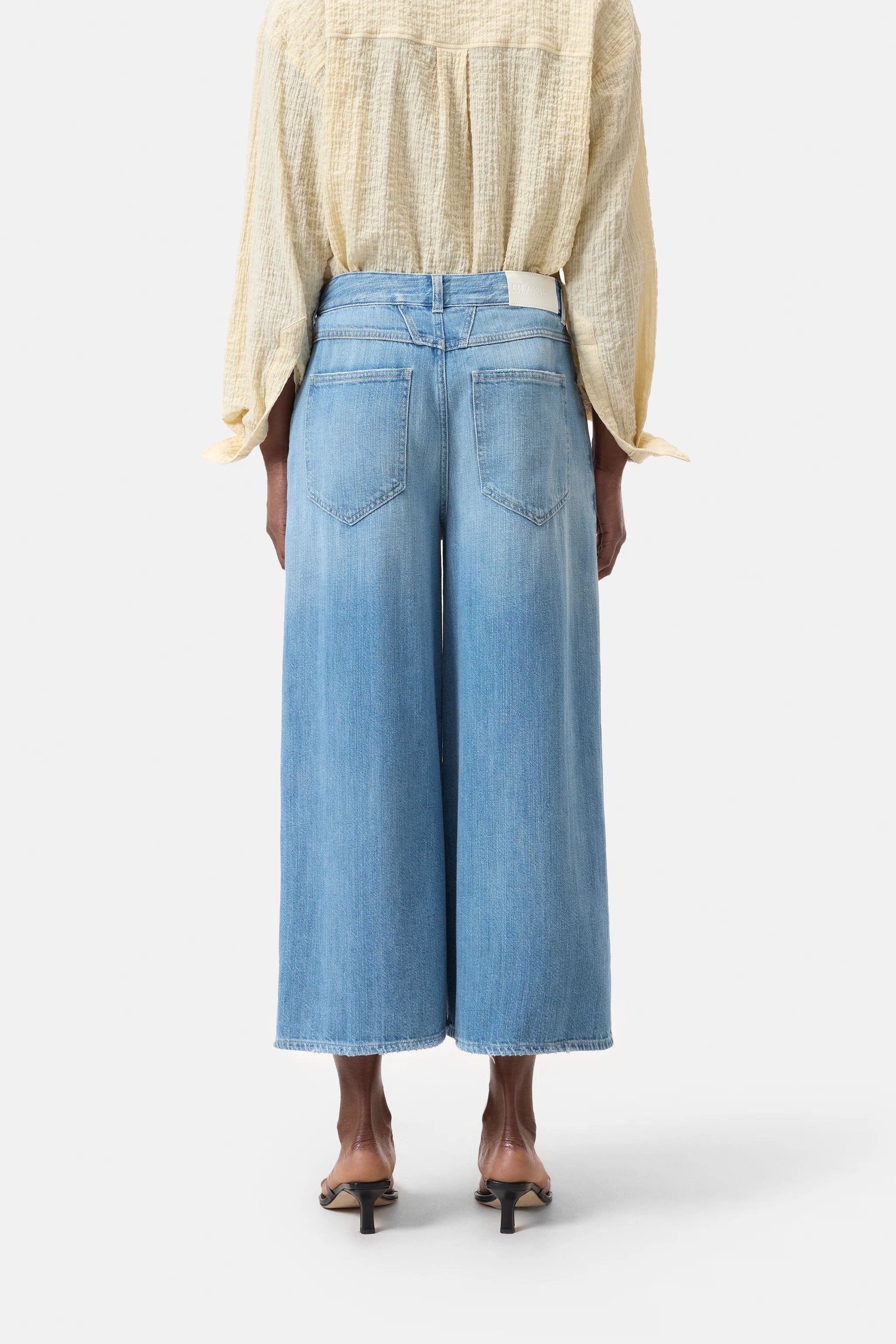 Closed Lyna Jean In Light Blue