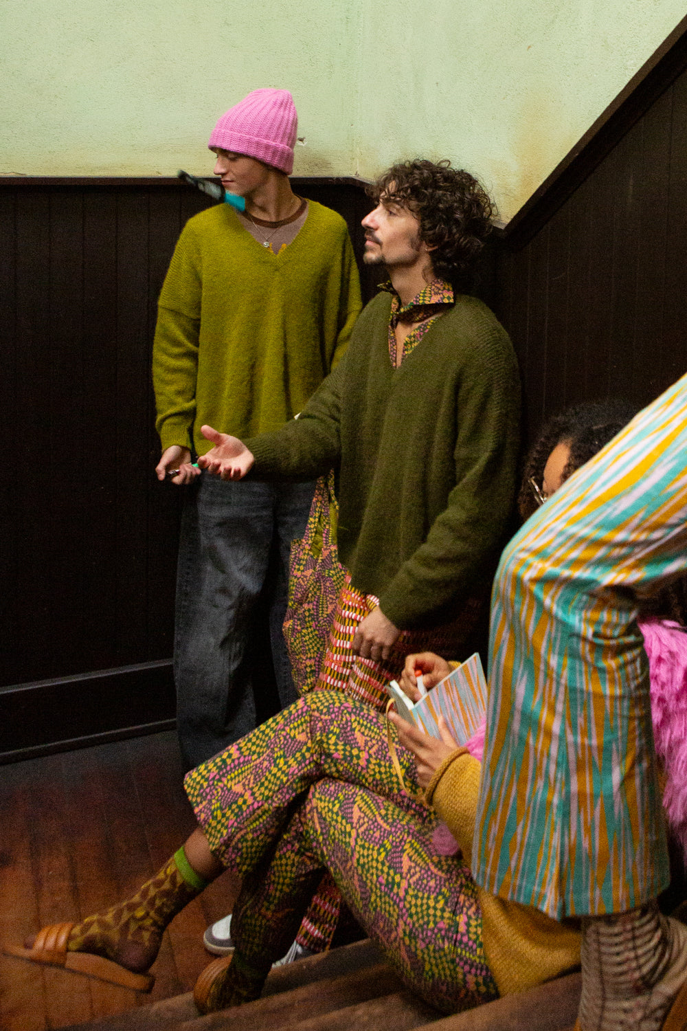 Anna Alpaca V Neck In Dark Olive