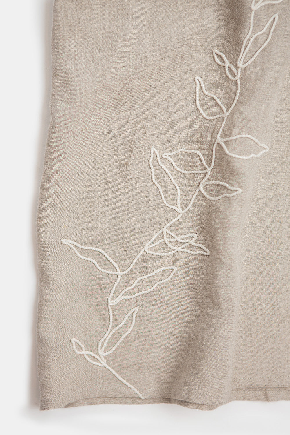 Suki Embroidered Linen Dress In Natural Vine