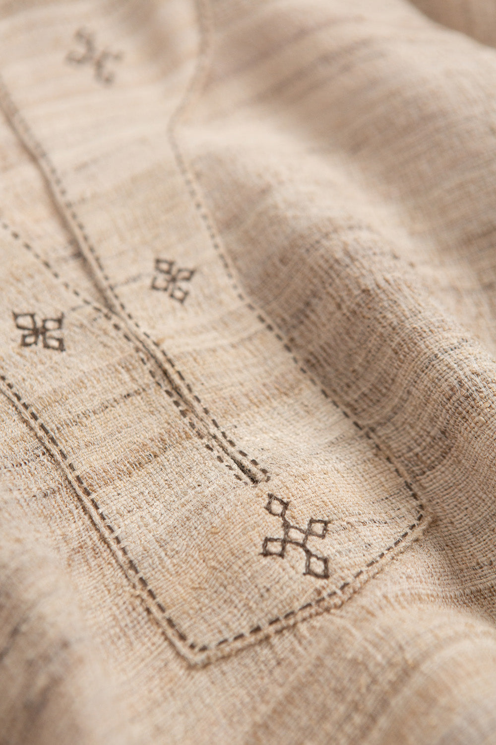 Aarika Silk Linen Embroidered Top in Sandstone
