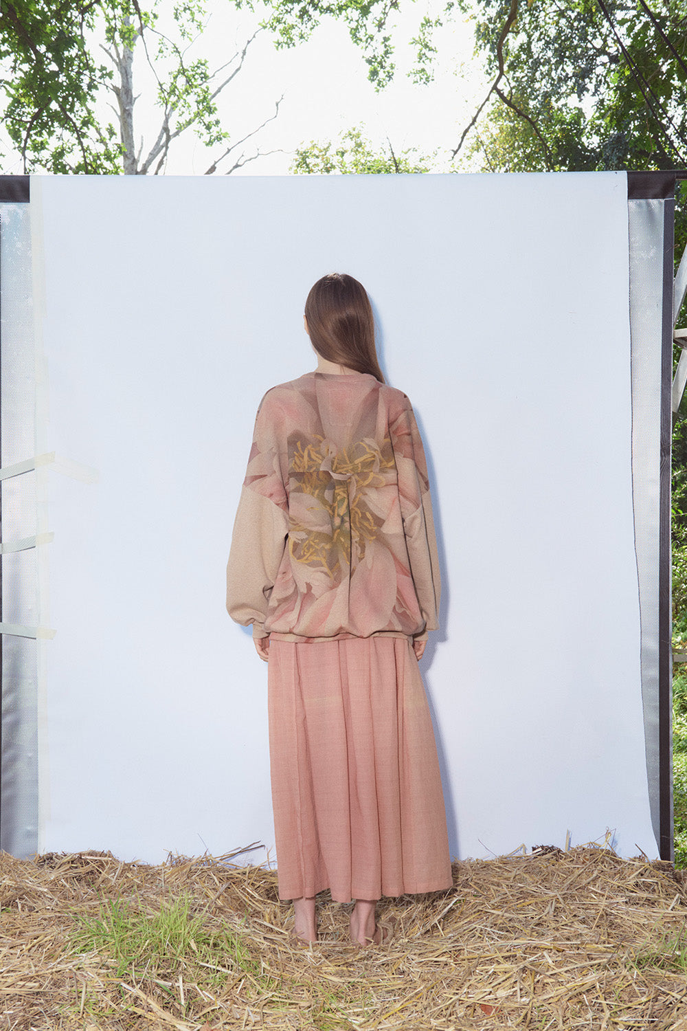 Anntian Roses Sweatshirt