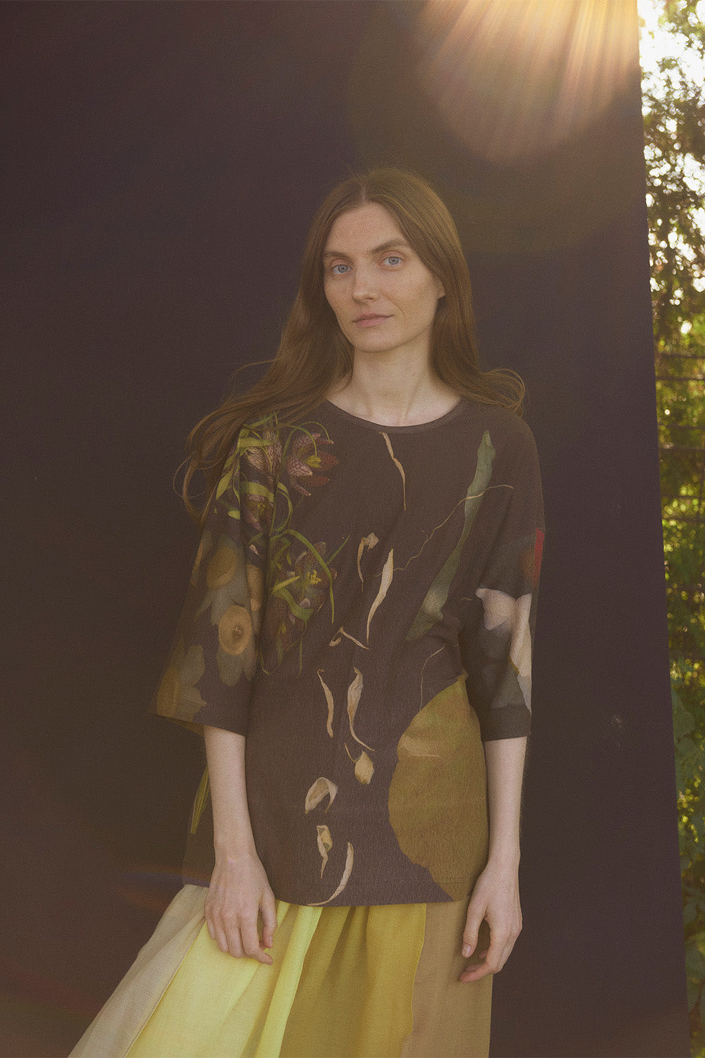 Anntian Flowers Tee in Black