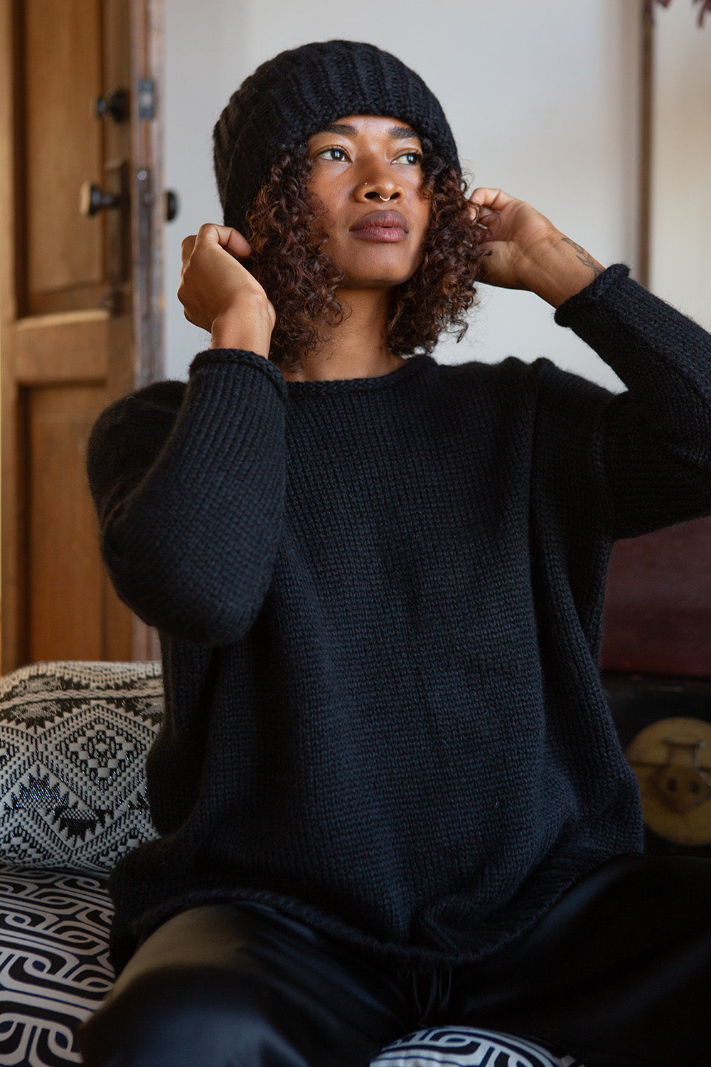 Alpaca Wool Beanie in Black