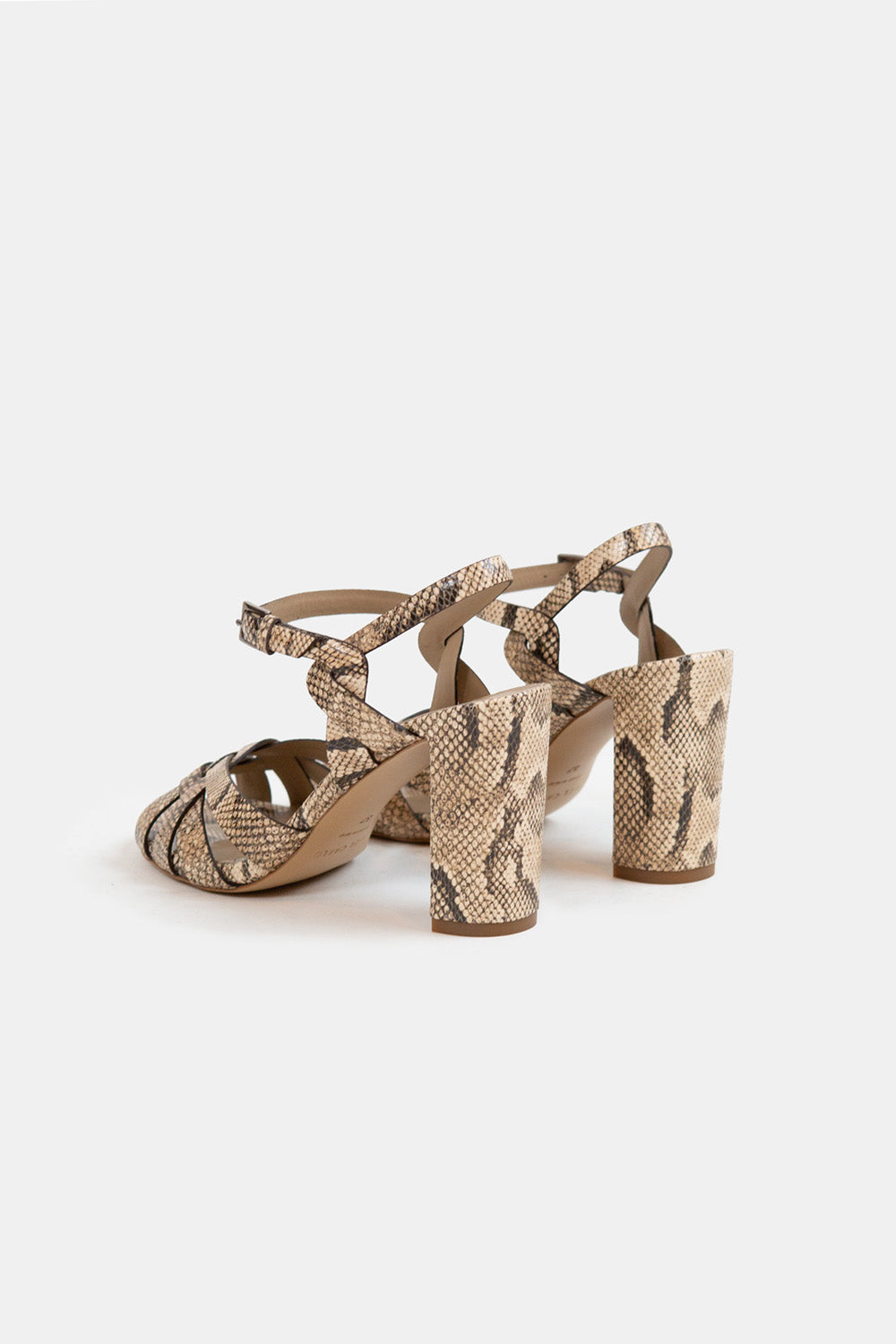 Del Carlo Atene Heel In Namibia