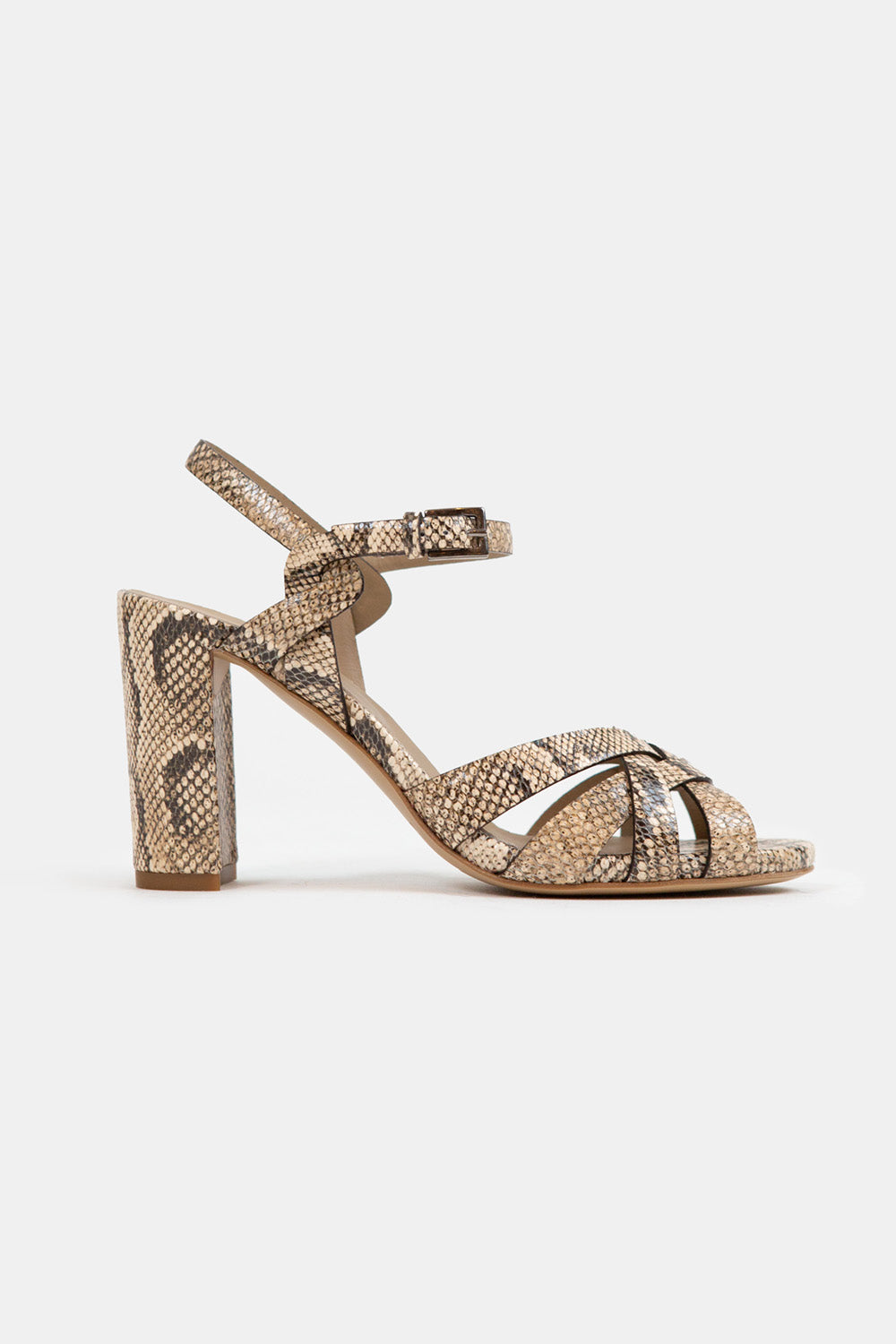 Del Carlo Atene Heel In Namibia