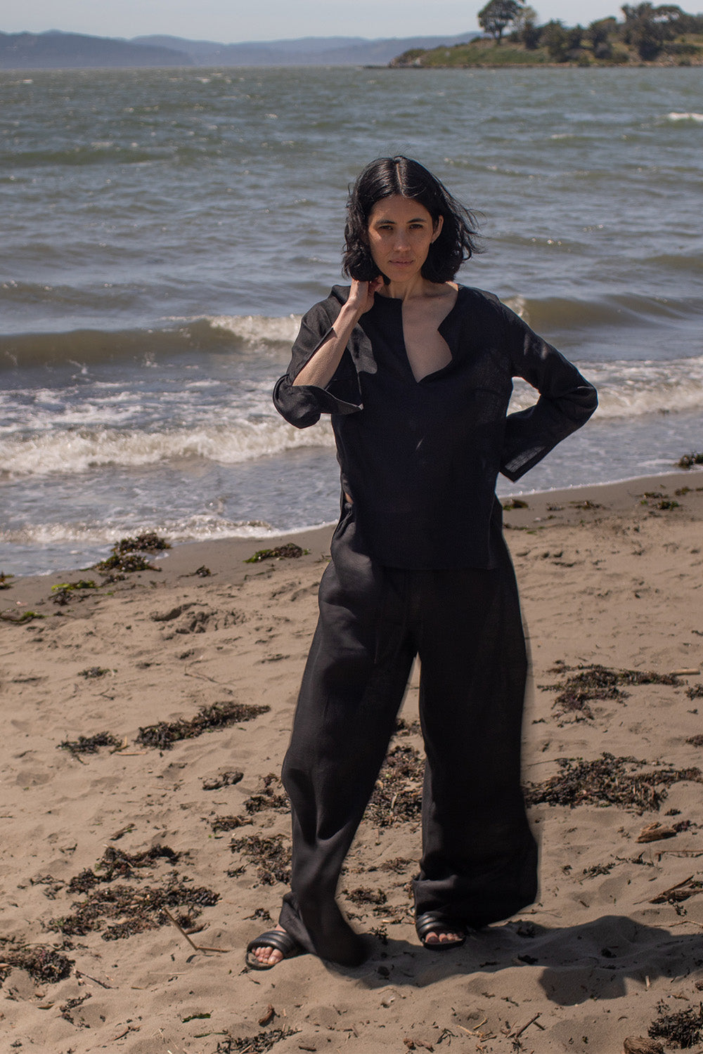 Diego Handkerchief Linen Top in Black