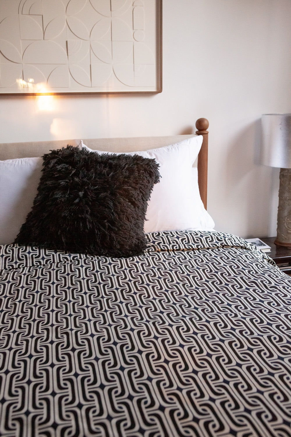 Cotton Duvet Cover in Super 1965 Natural/Black/Navy