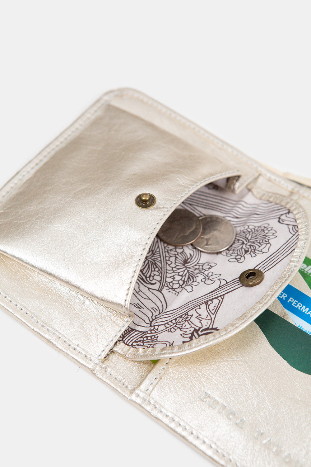 Eliot Leather Wallet In Platinum