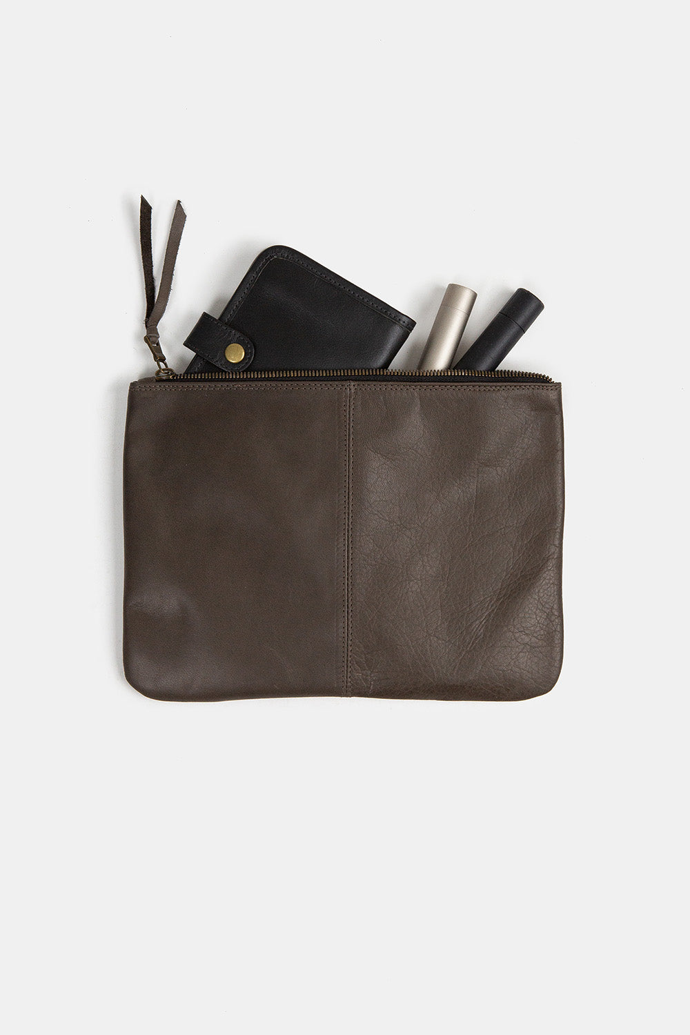 Elke Leather Zip Clutch In Shale