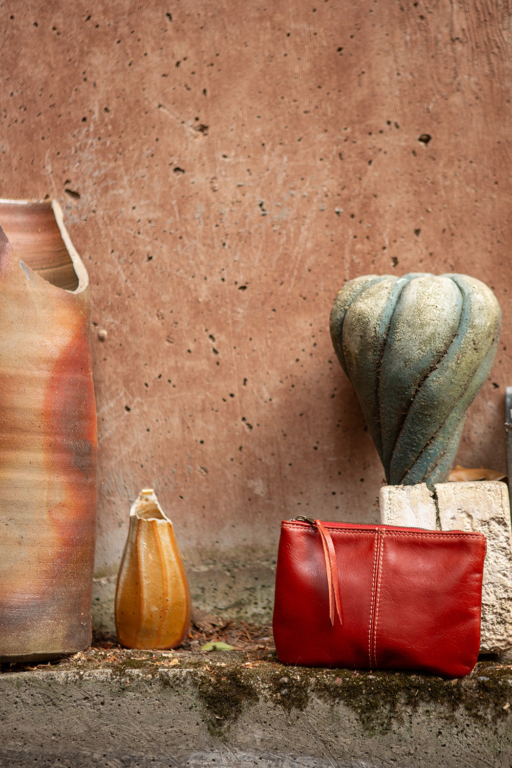 Elodie Leather Makeup Bag In Tomato