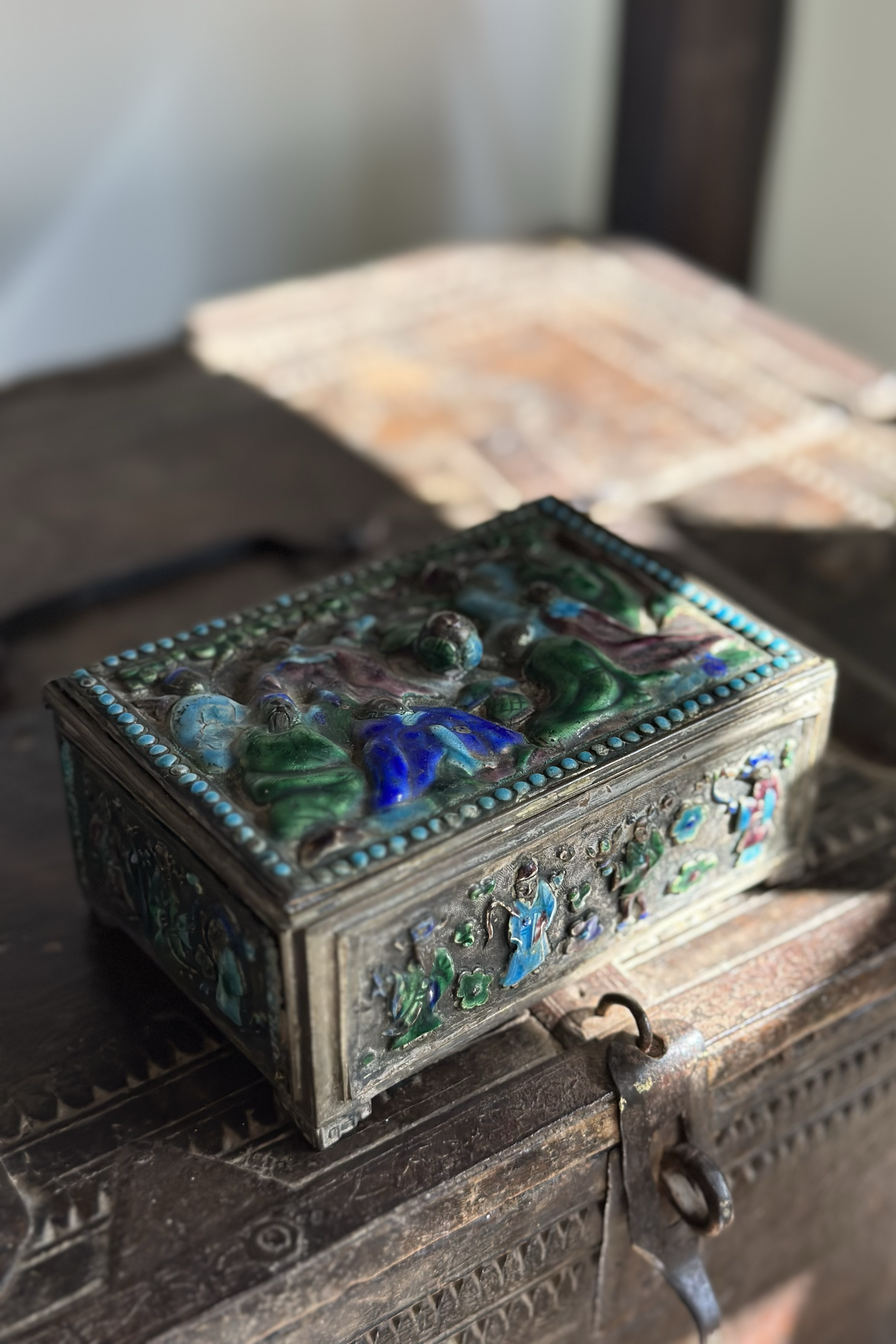 Vintage Chinese Petite Enamel Box With Engraved Lid