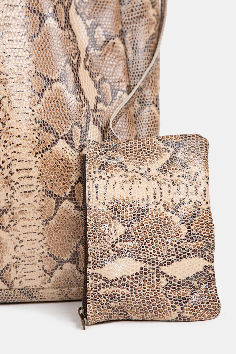 Eve Lambskin Leather Tote In Sand Snake