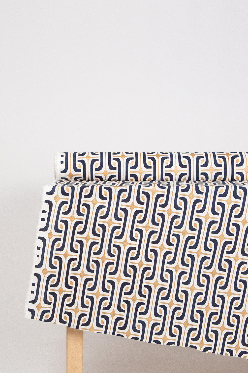 Super 1965 Cotton in Natural/Gold/Navy