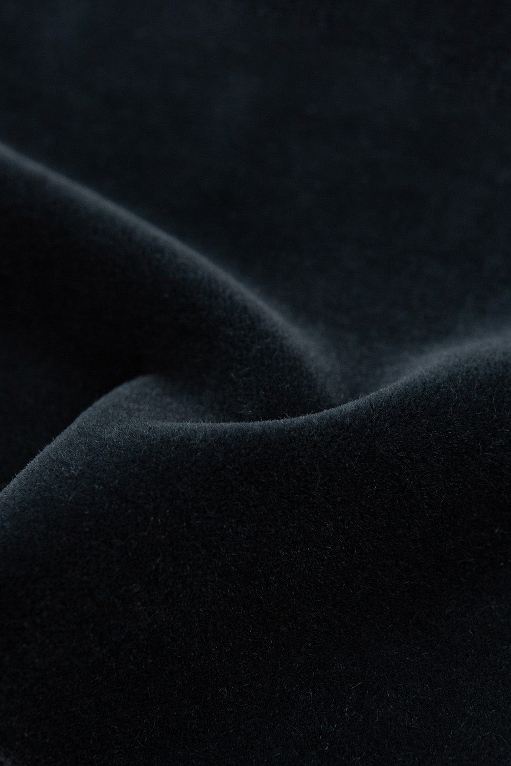 Yves Loveseat