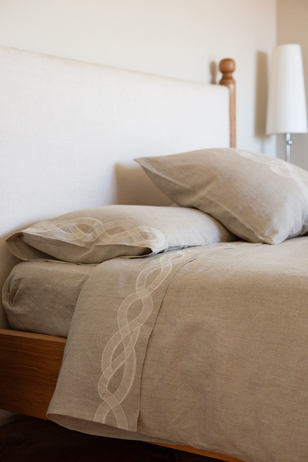 Serpens Embroidered Pillowcases in Natural Linen