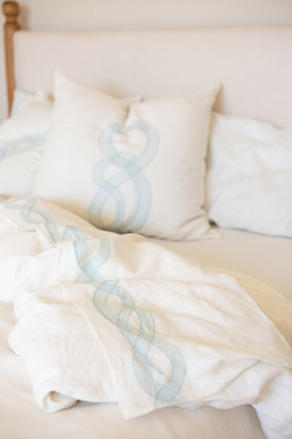 Serpens Embroidered Flat Top Sheet in Soft White Linen
