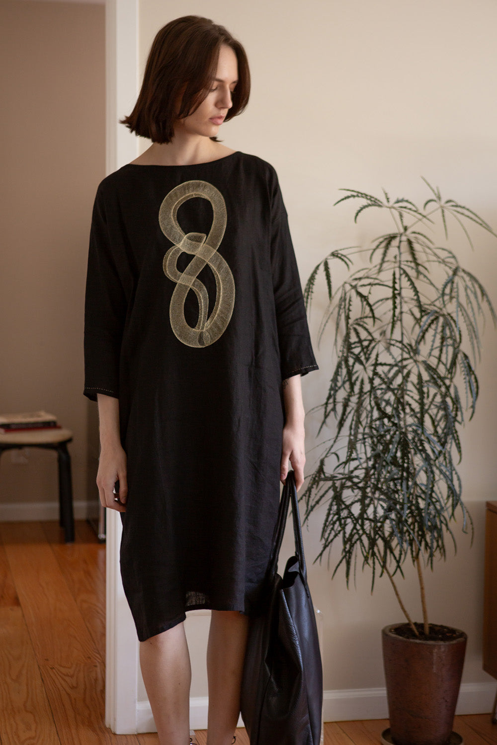Ines Embroidered Dress In Serpens Black Linen