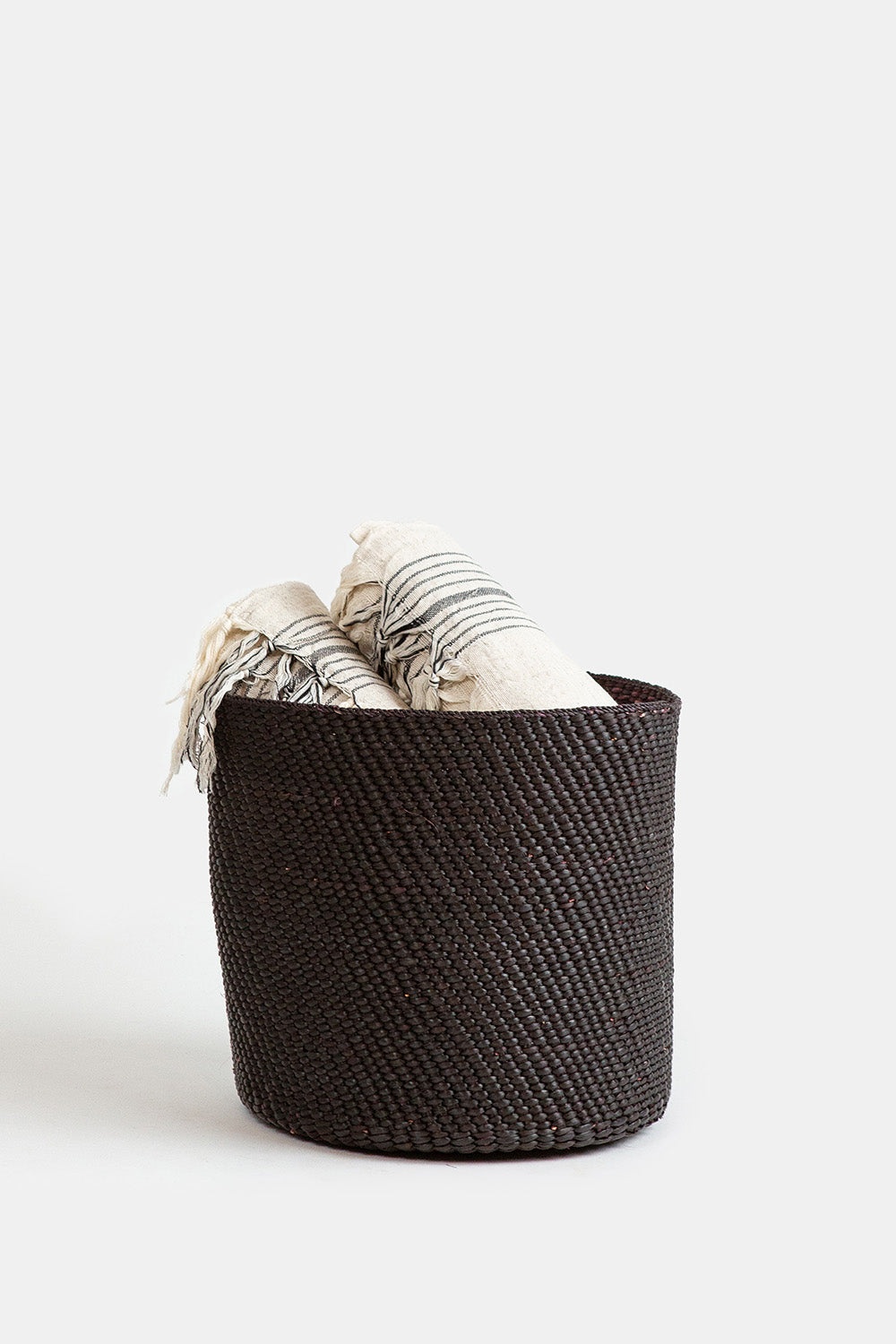Medium Iringa Basket in Black