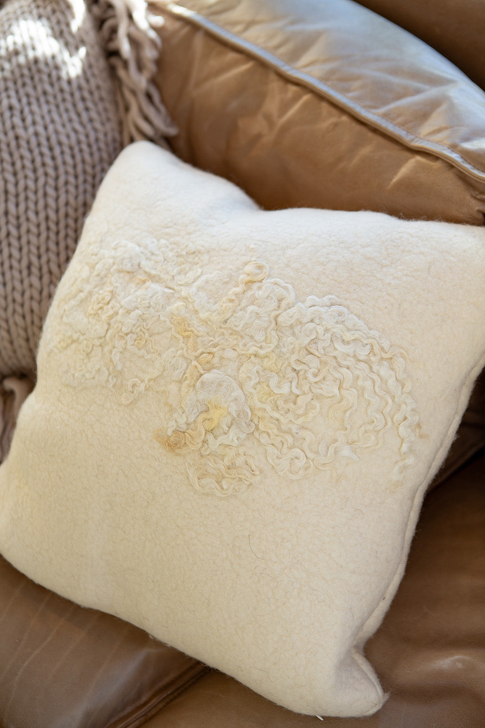 JG SWITZER x Erica Tanov Wensleydale Wool Pillow in Ivory
