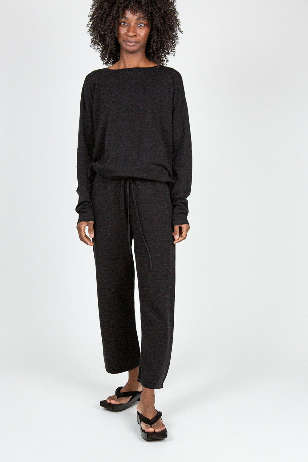 Lauren Manoogian Capri Pants in Black