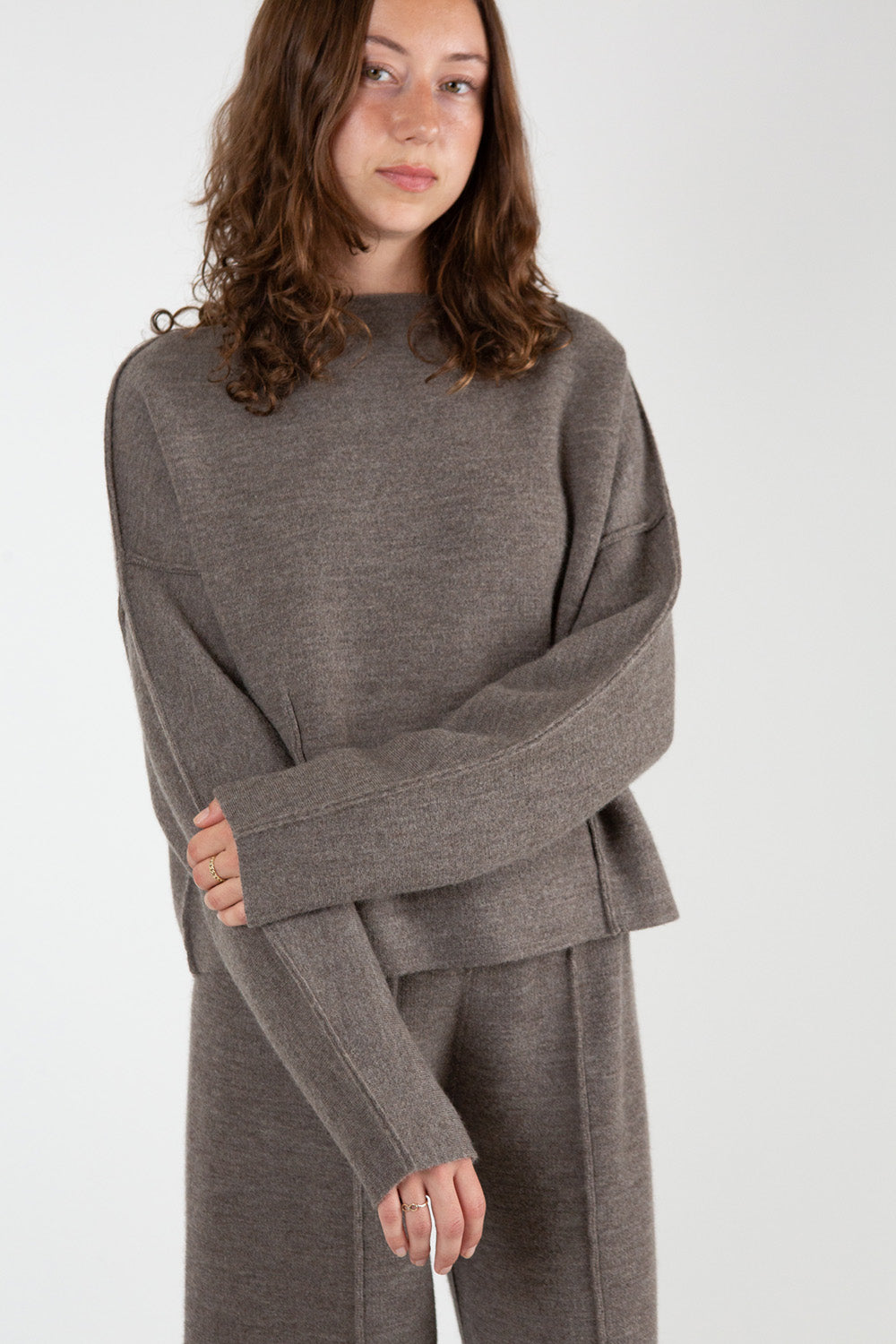 Lauren Manoogian ボートネックセーター Lauren Manoogian Double Knit Boatneck in Cinder
