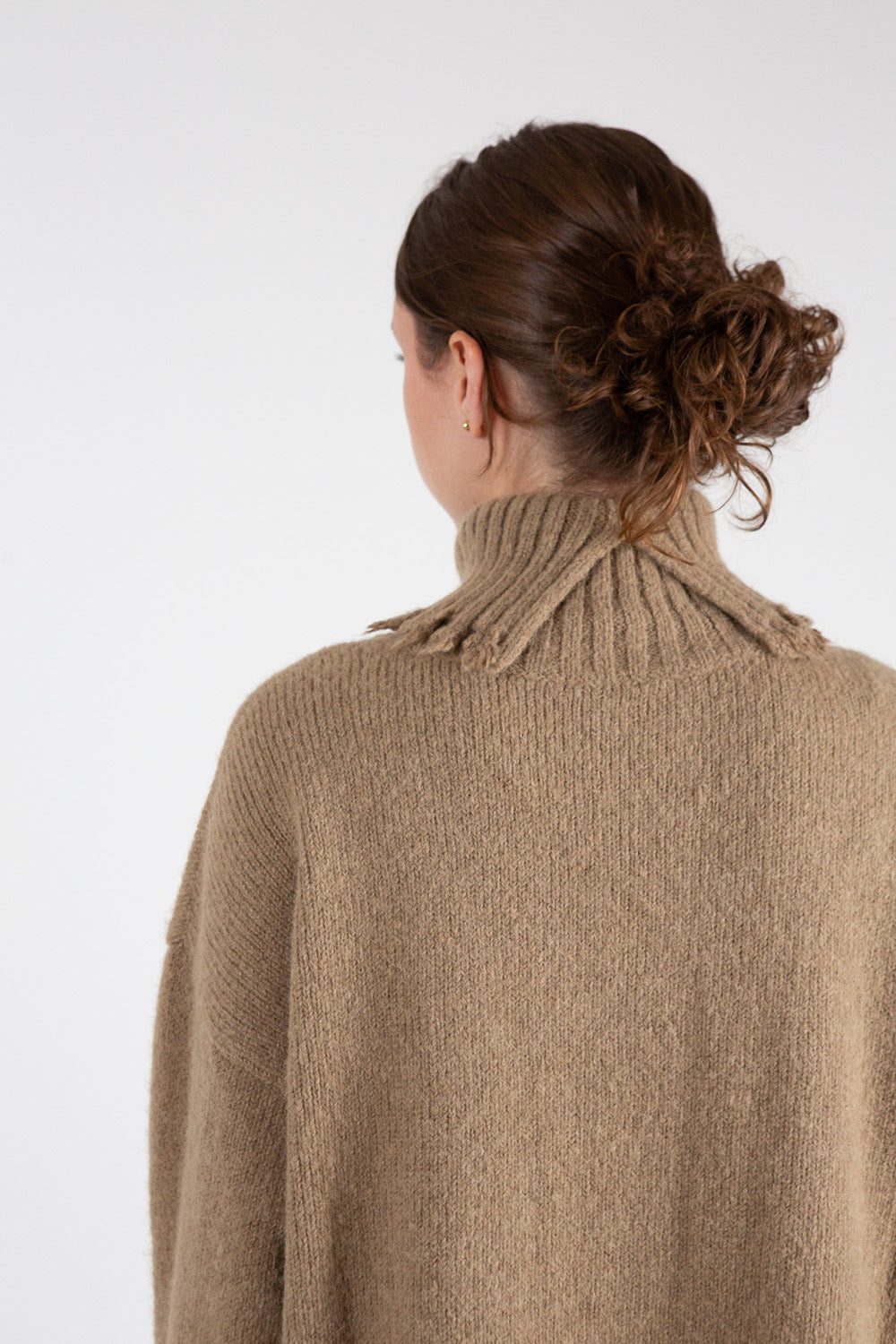 Lauren Manoogian Fray Turtleneck in Tobacco