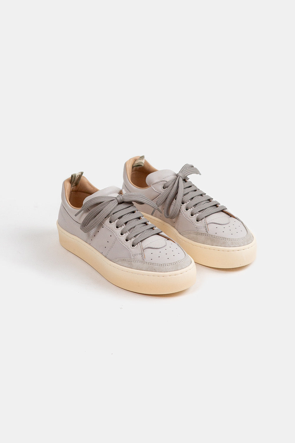 Officine Creative Knight Sneaker In L.Cach/Butt
