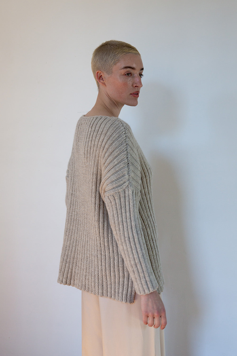 Highland Wool Ribbed Pullover In Beige