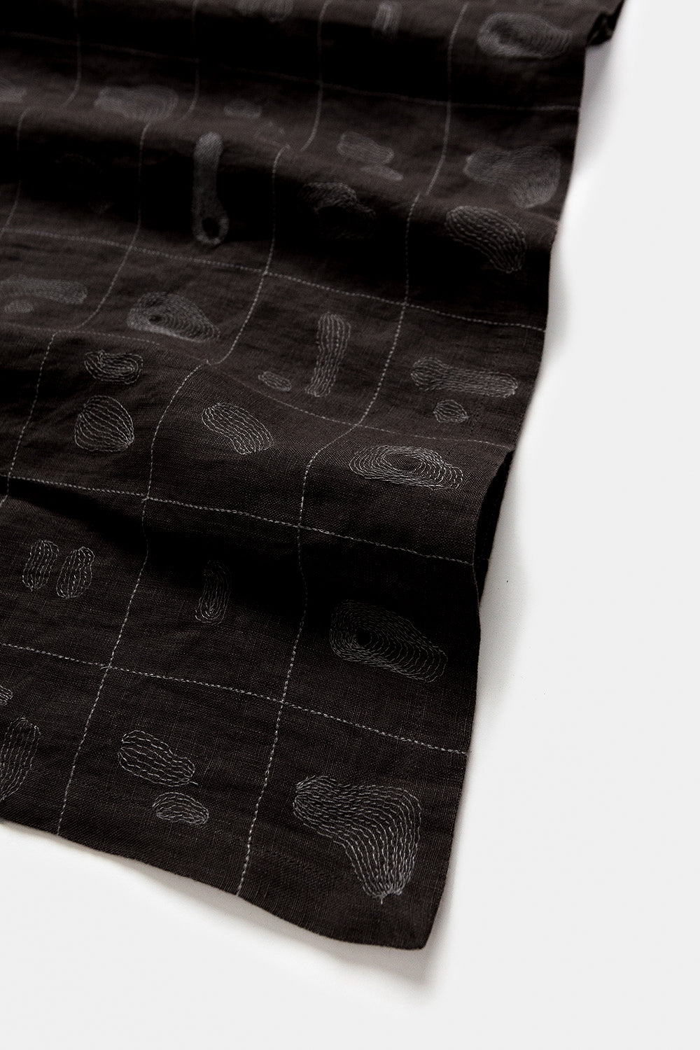 Nava Linen Caftan in Black Line Embroidery