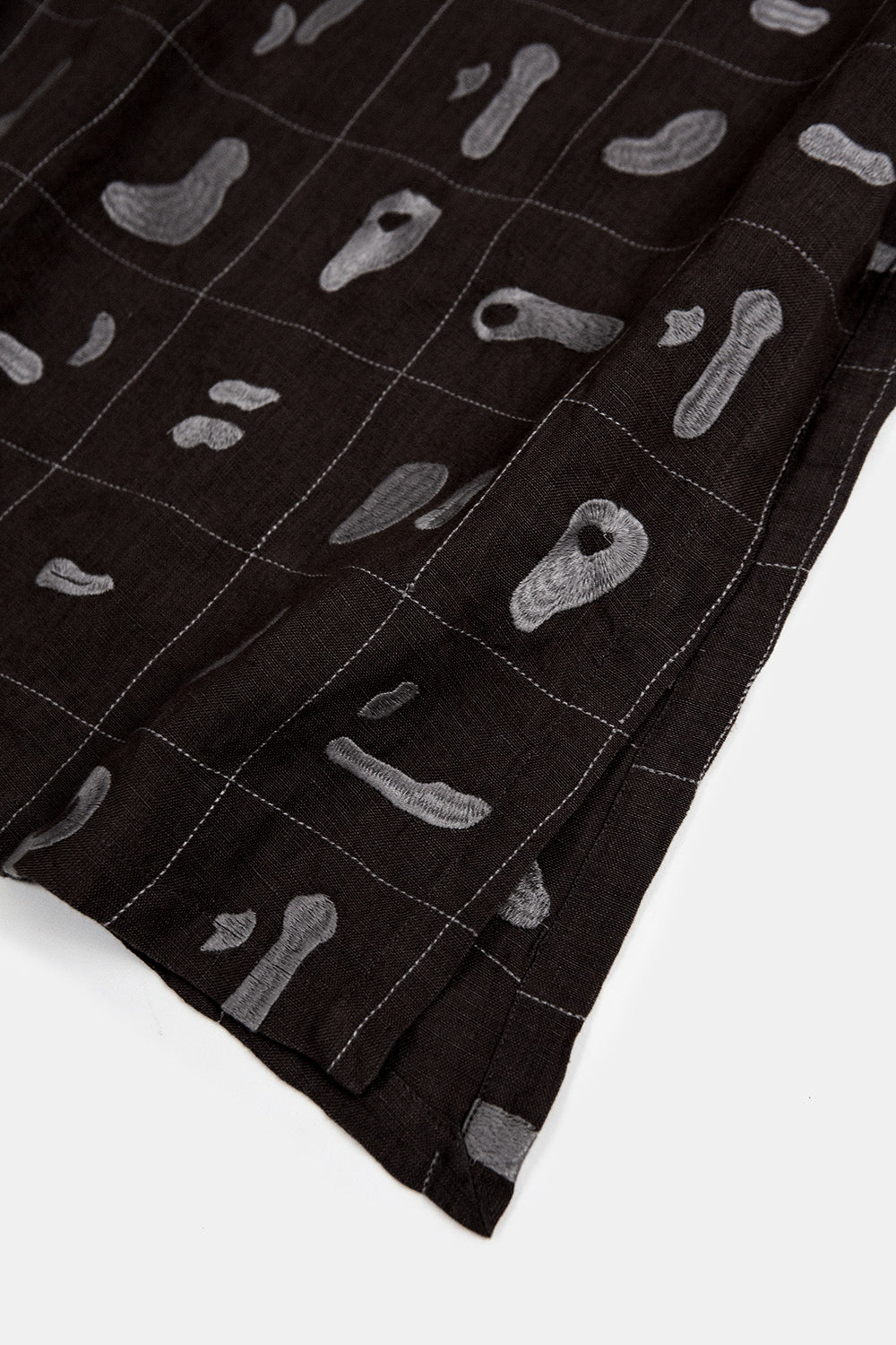 Nava Linen Caftan in Black Solid Embroidery
