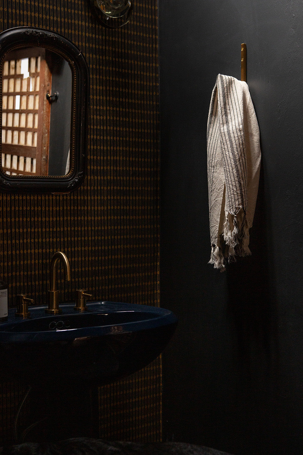 Cotton Turkish Hand Towel in Siyah