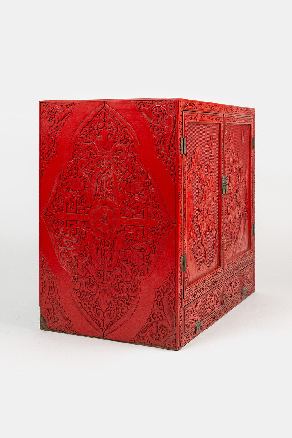 Early 20th Century Chinese Cinnabar Lacquer Cabinet