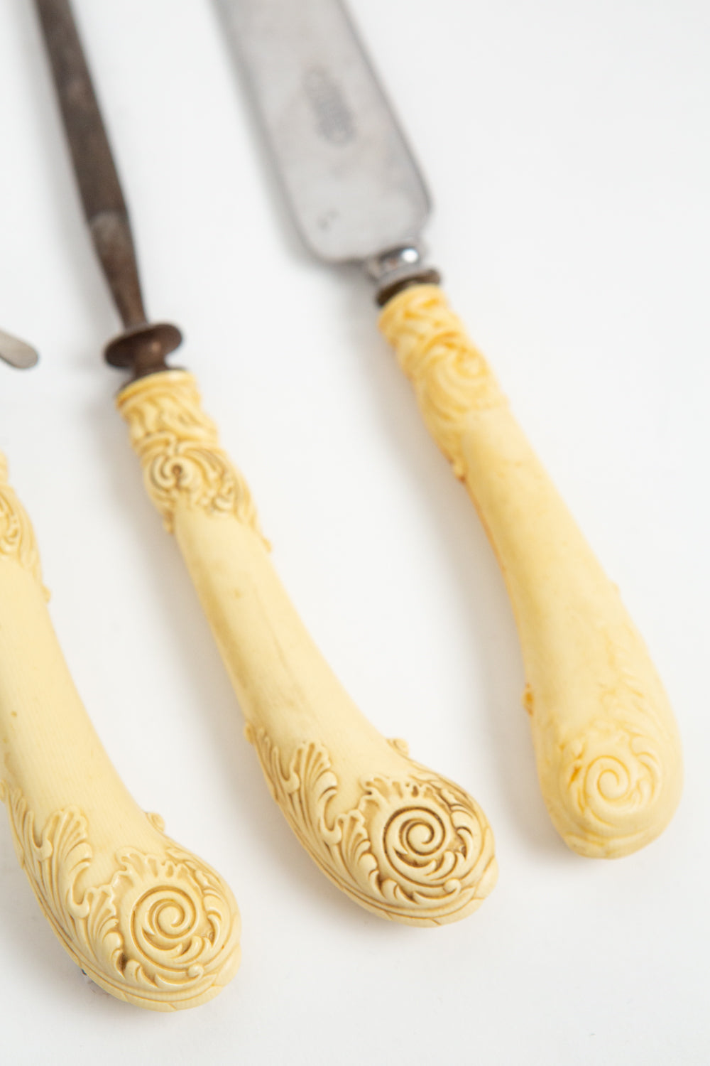 Faux Ivory Carving Set