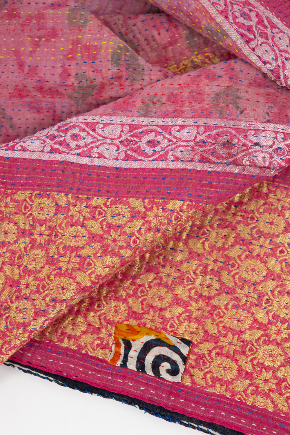 Vintage Kantha Quilt in Lata Phool
