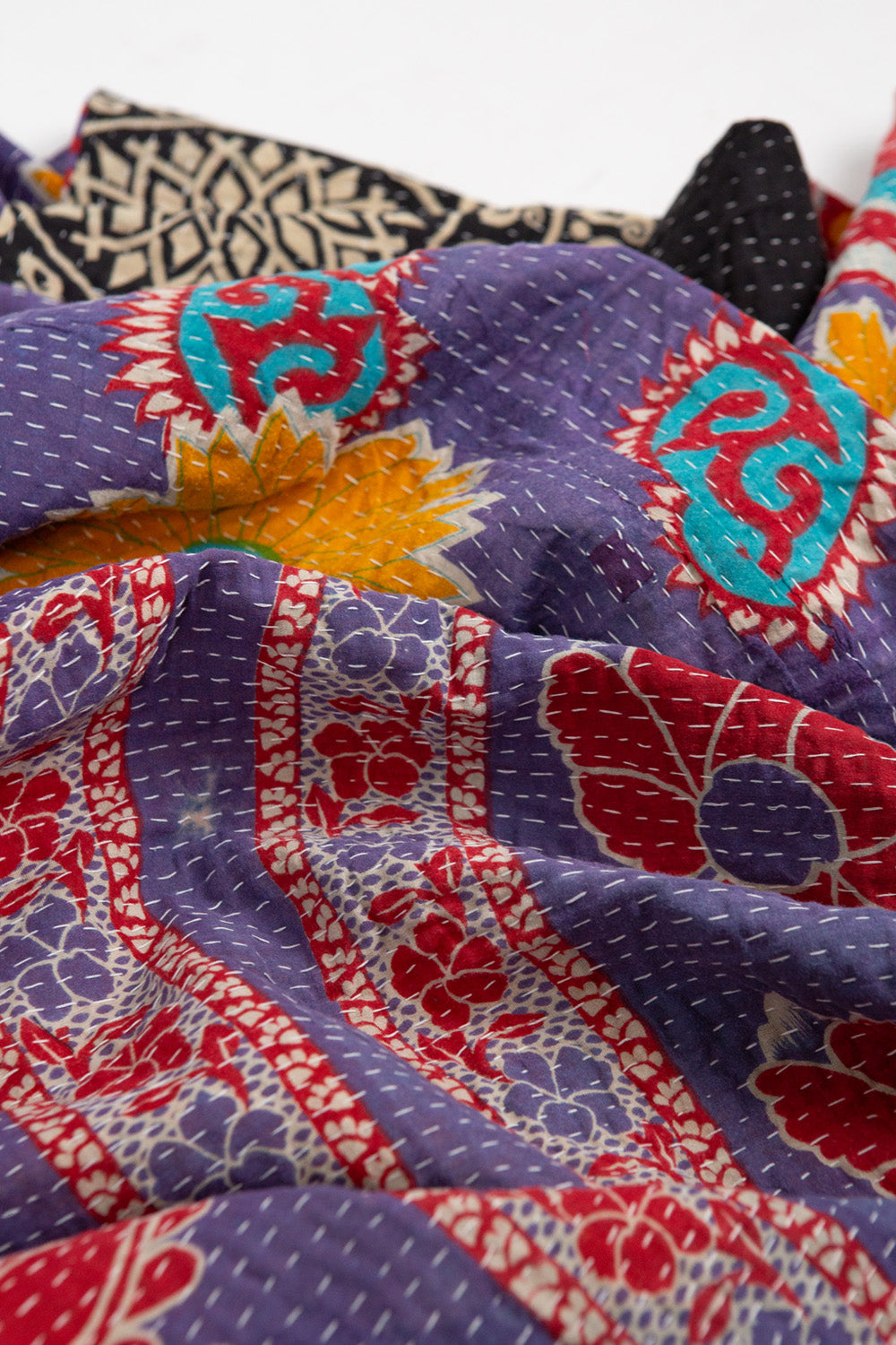 Vintage Kantha Quilt in Chakri Phool